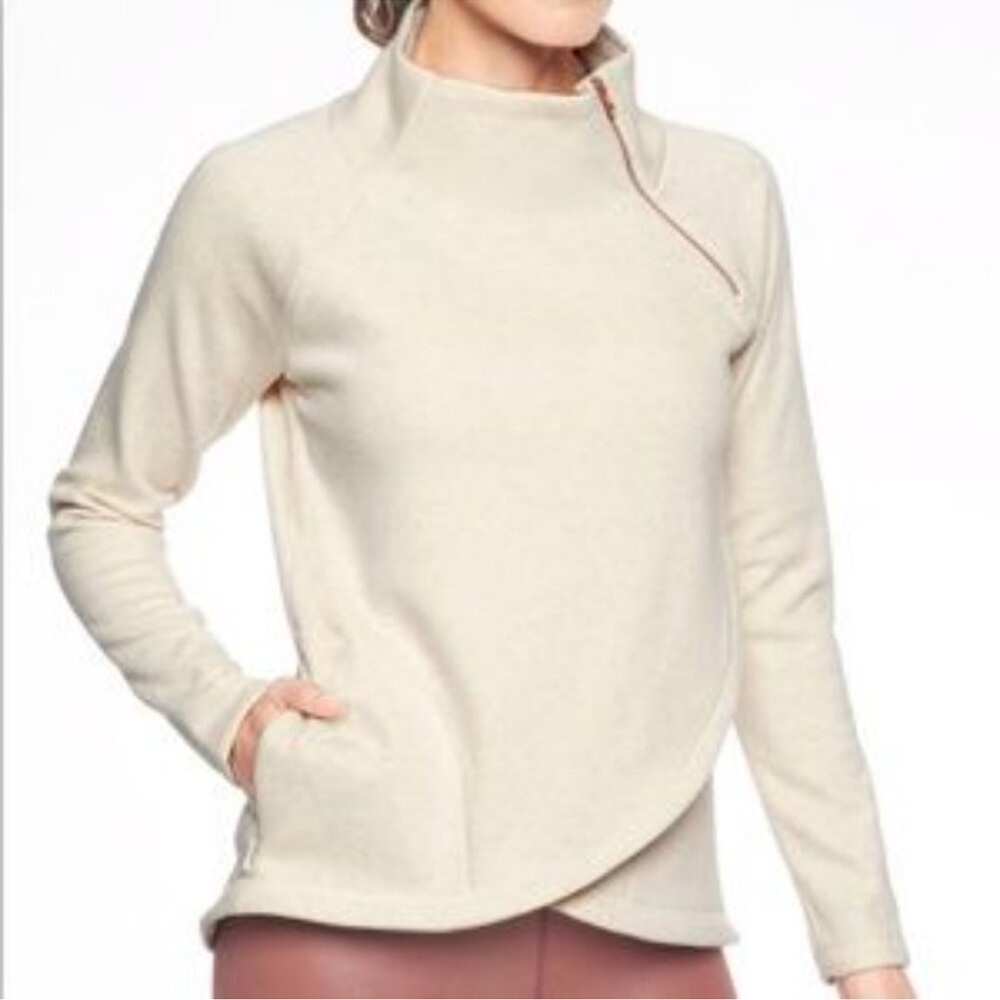 NWOT $108 Athleta Cozy Karma Asym Pullover in Light Oatmeal Heather